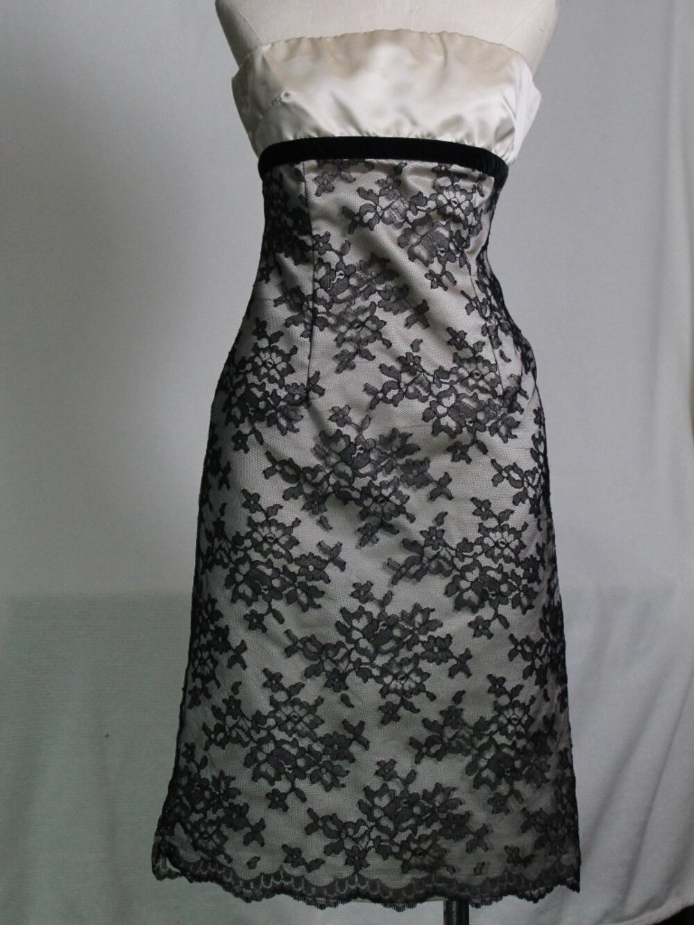 ruth Size 2 Beige Satin Black Lace Strapless Mini Formal Dress